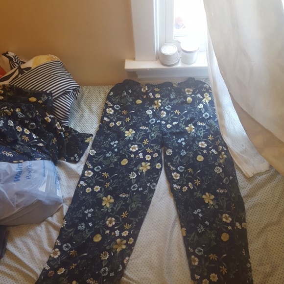 Floral 2 piece set (co-ord ) - Picture 7 of 7